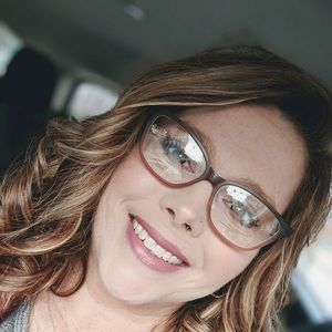 Meet your Posher, Holly